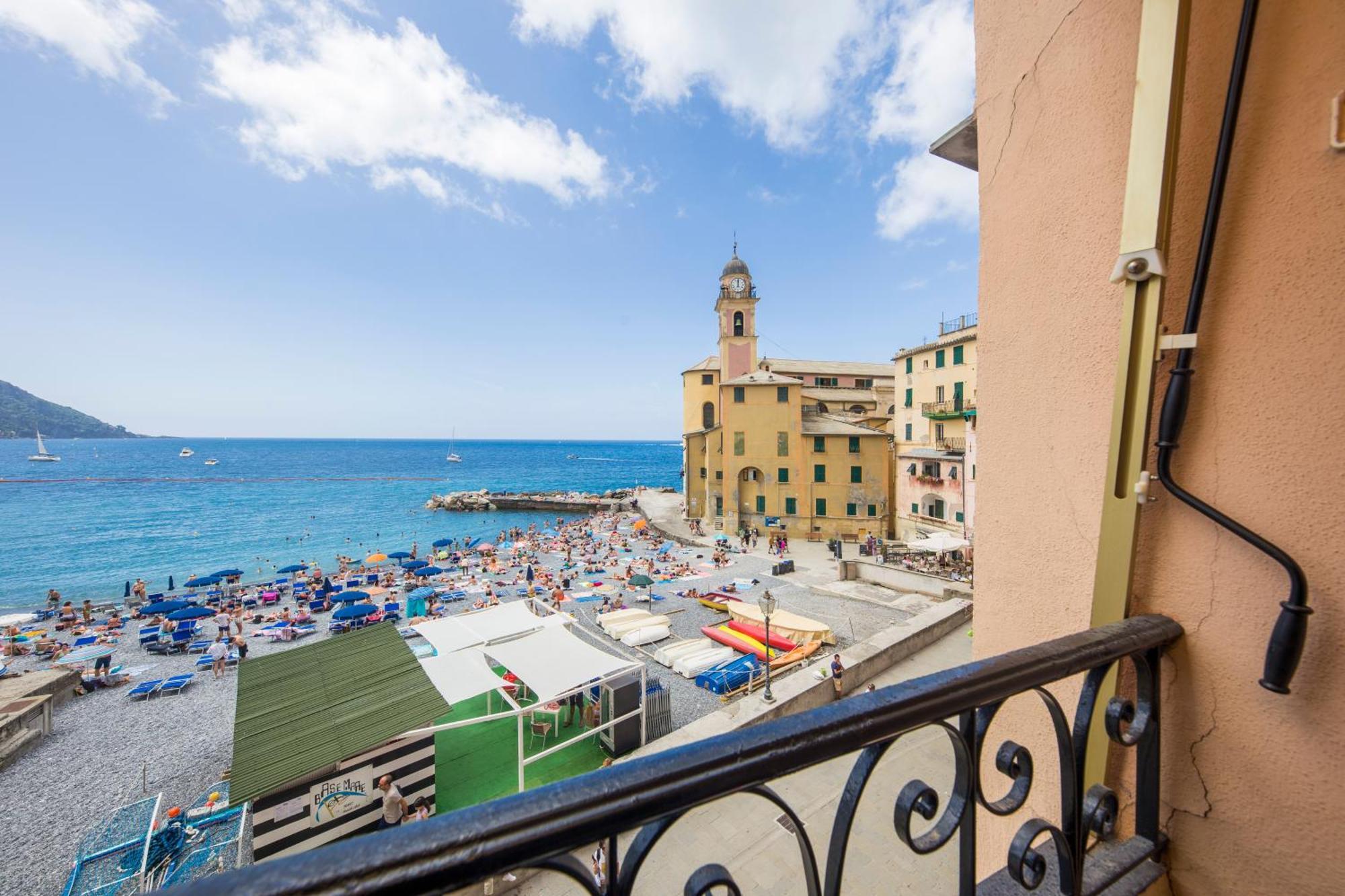 Casaviva Family Beachfront House In Camogli Eksteriør bilde
